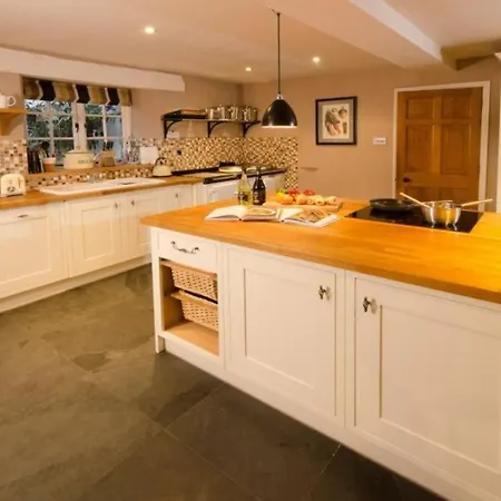 The Eltermere Old Barn, *