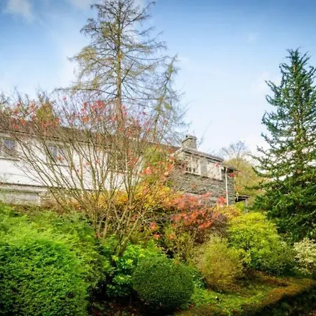 Holiday home The Eltermere Old Barn, *